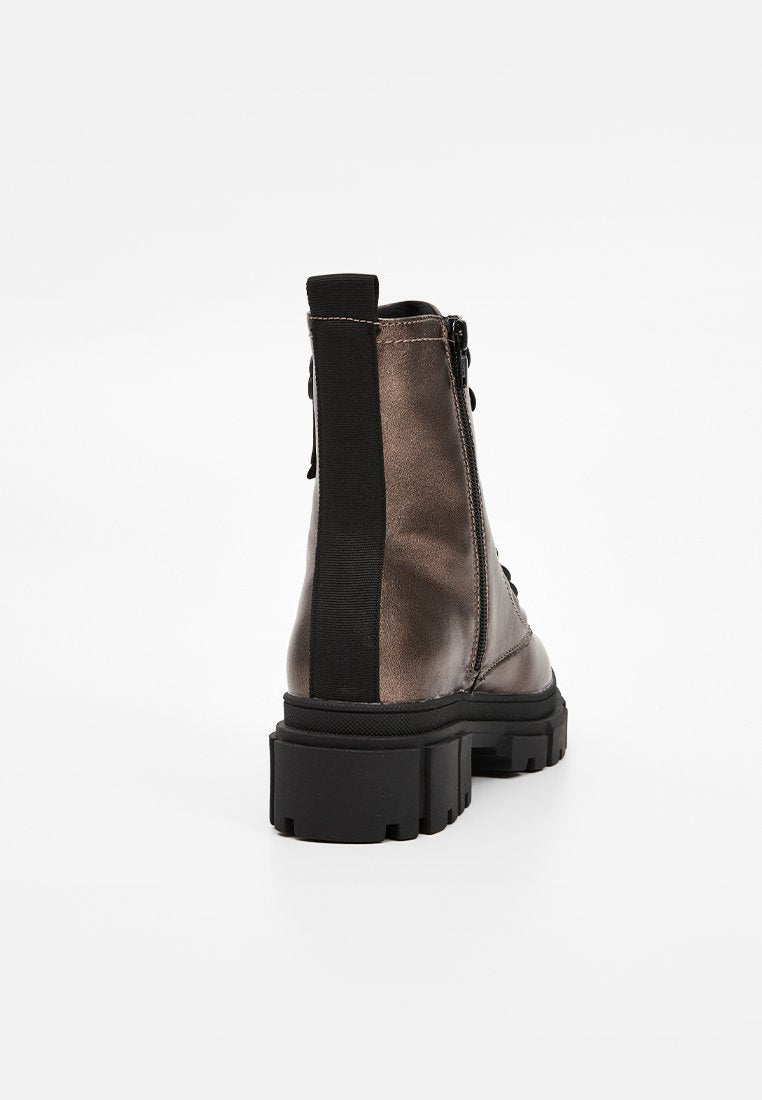 s.Oliver Schnürstiefelette Media 3