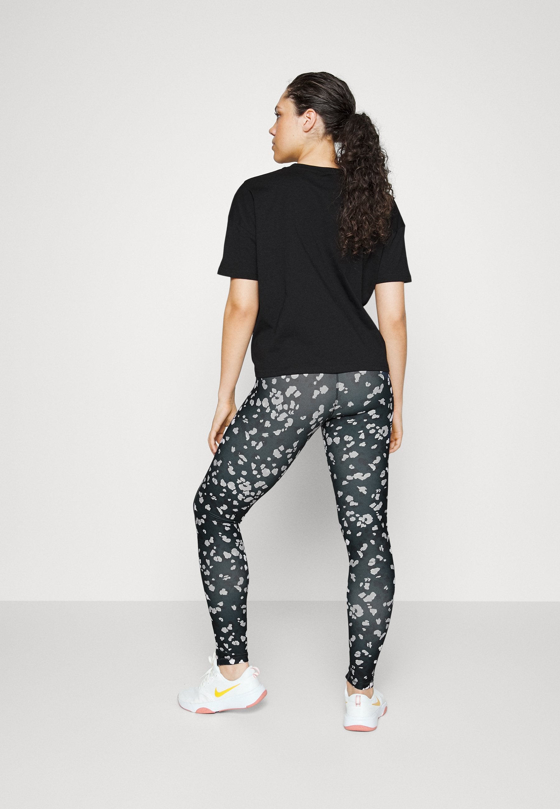 ONLY Play ONPBAGGE TRAIN TIGHTS