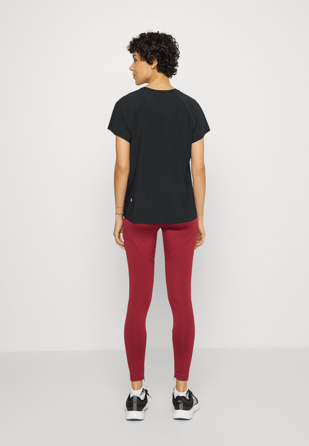 Athleta ULTIMATE TRAIN TEE