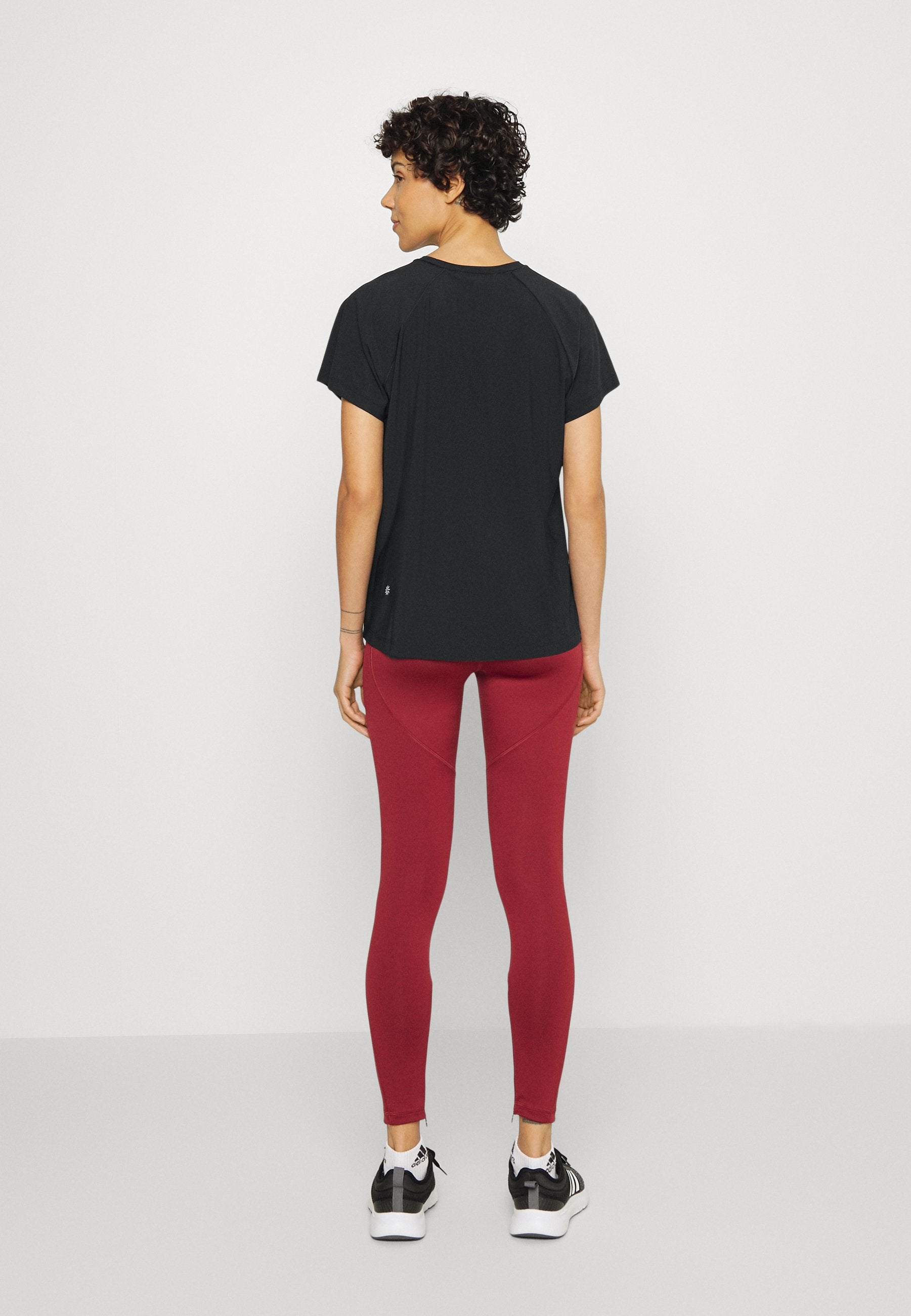 Athleta ULTIMATE TRAIN TEE