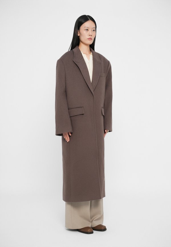 REMAIN LONG COAT