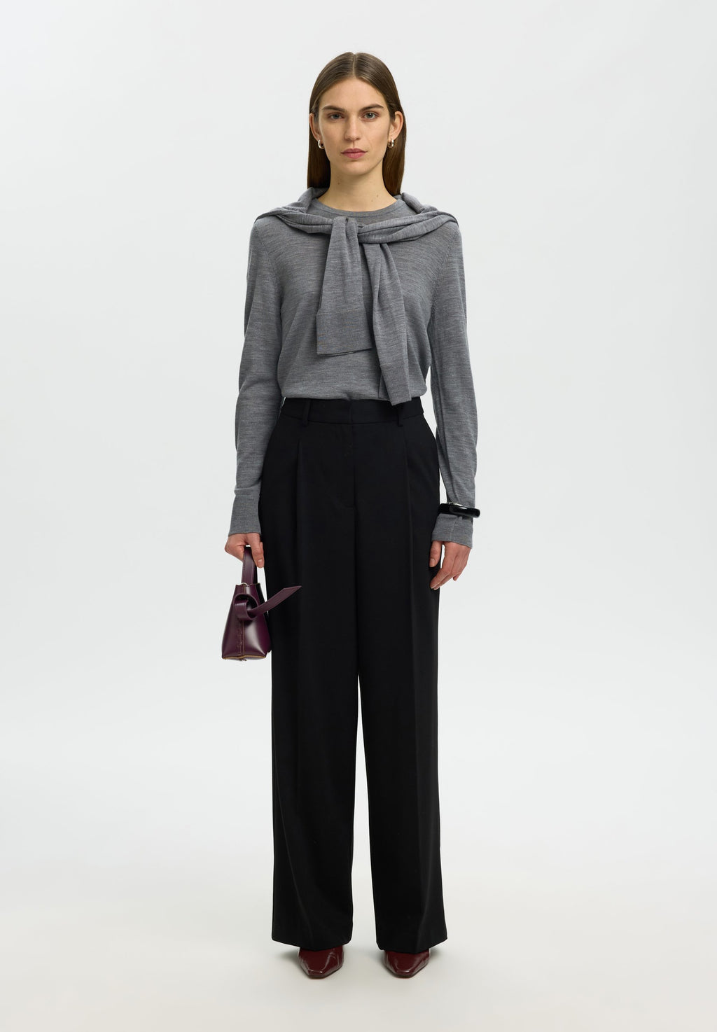 Selected SLFTHEA LS KNIT MERINO O-NECK NOOS
