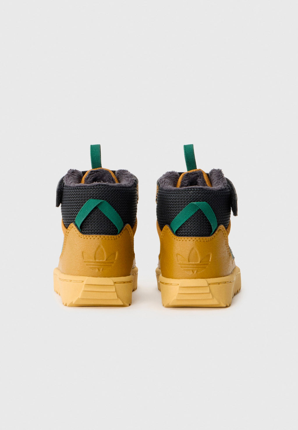 SUPERSTAR TREK UNISEX Media 3