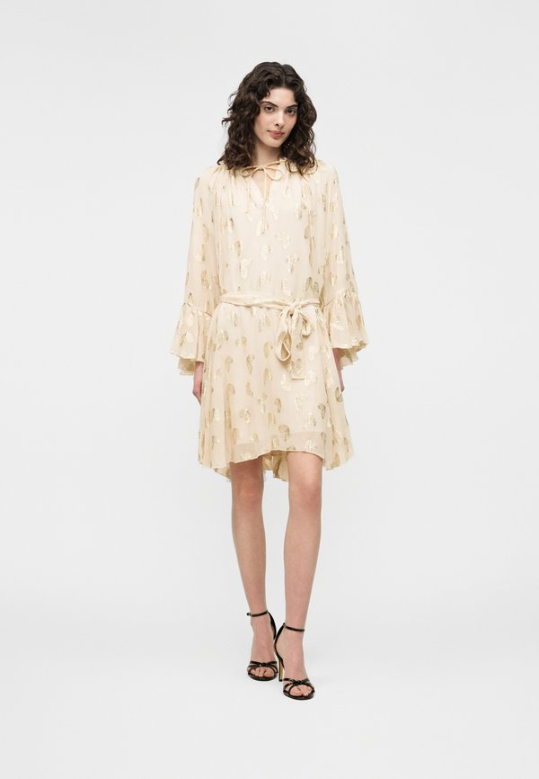 Bruuns Bazaar LICUALABBSYRENA DRESS