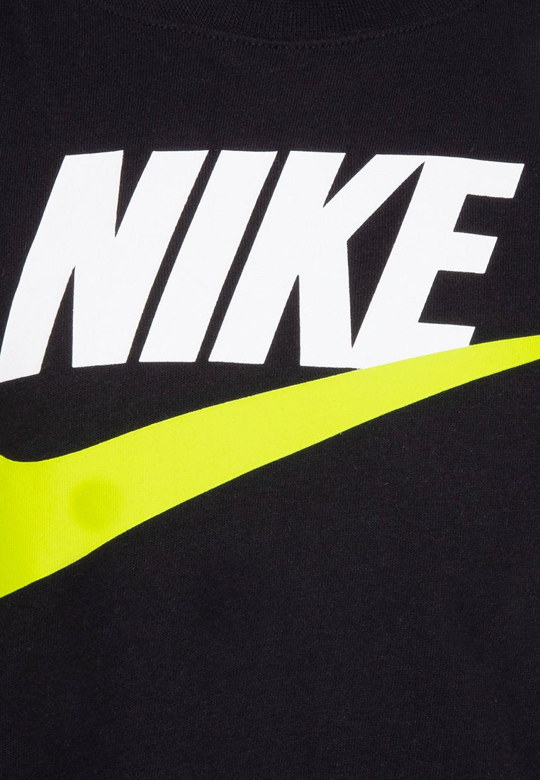 Nike Sportswear FUTURA