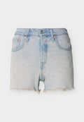 Levi's® 501® CURVE SHORT