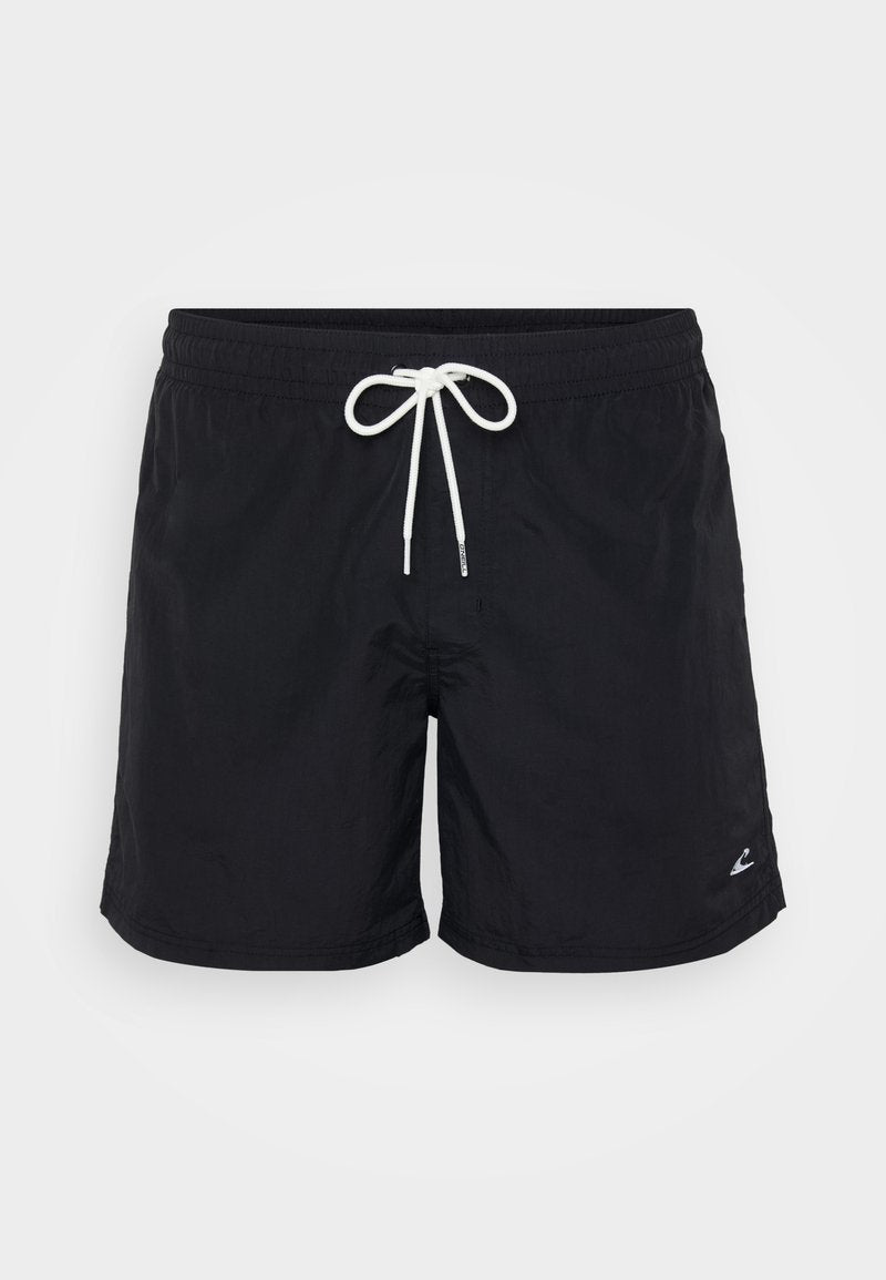 Schwarze Badeshorts mit strukturiertem Finish, elastischem Bund und weißem Kordelzug. Mit einem Logo-Akzent auf der unteren linken Seite.