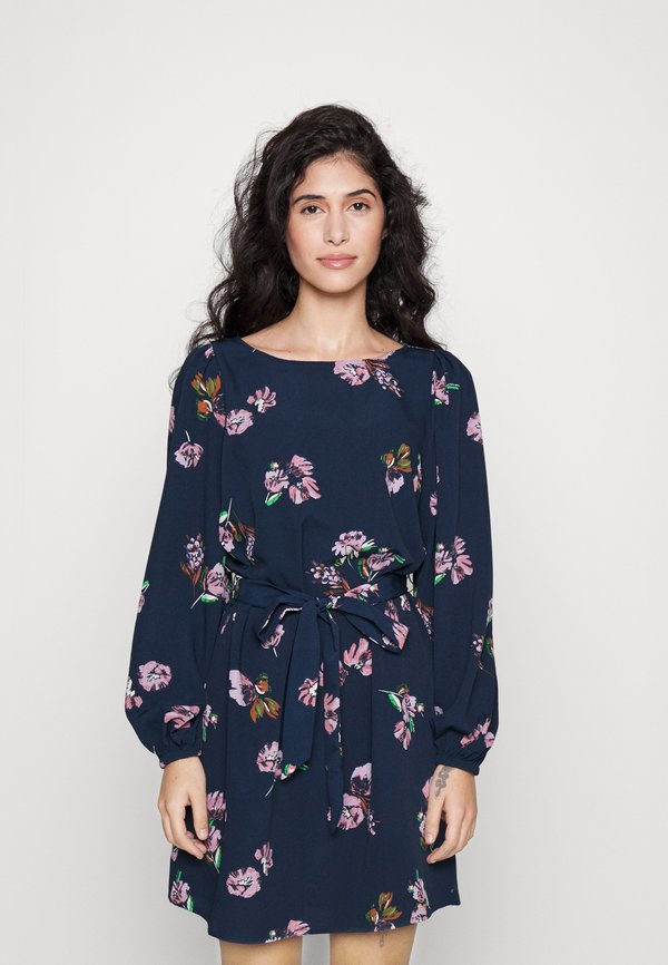 Vero Moda Petite VMLYDIA SHORT DRESS - Day dress - navy blazer/lana
