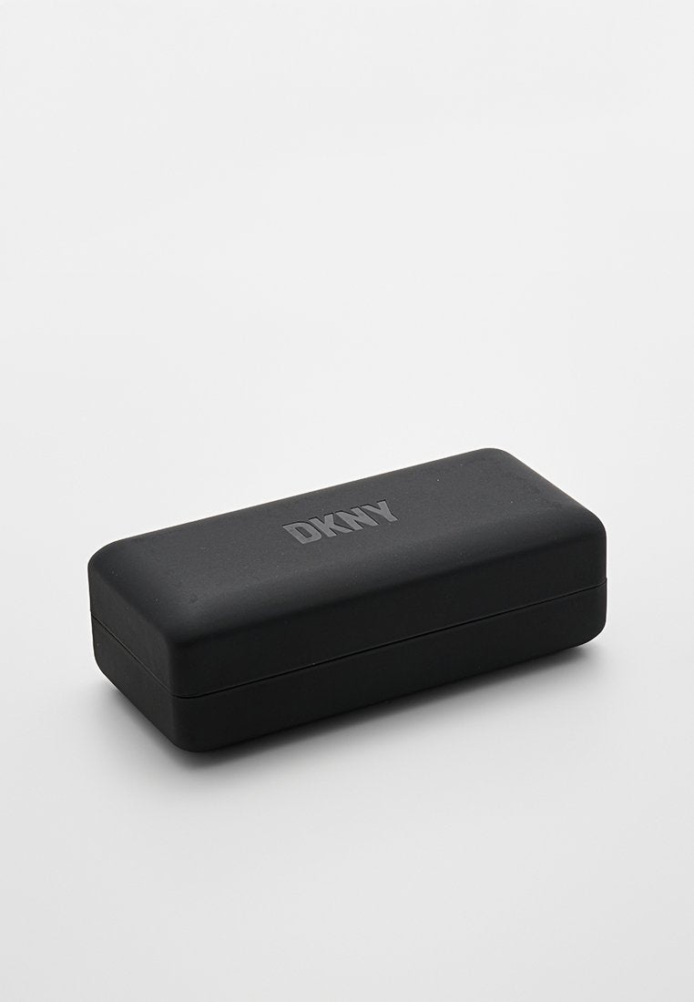 DKNY