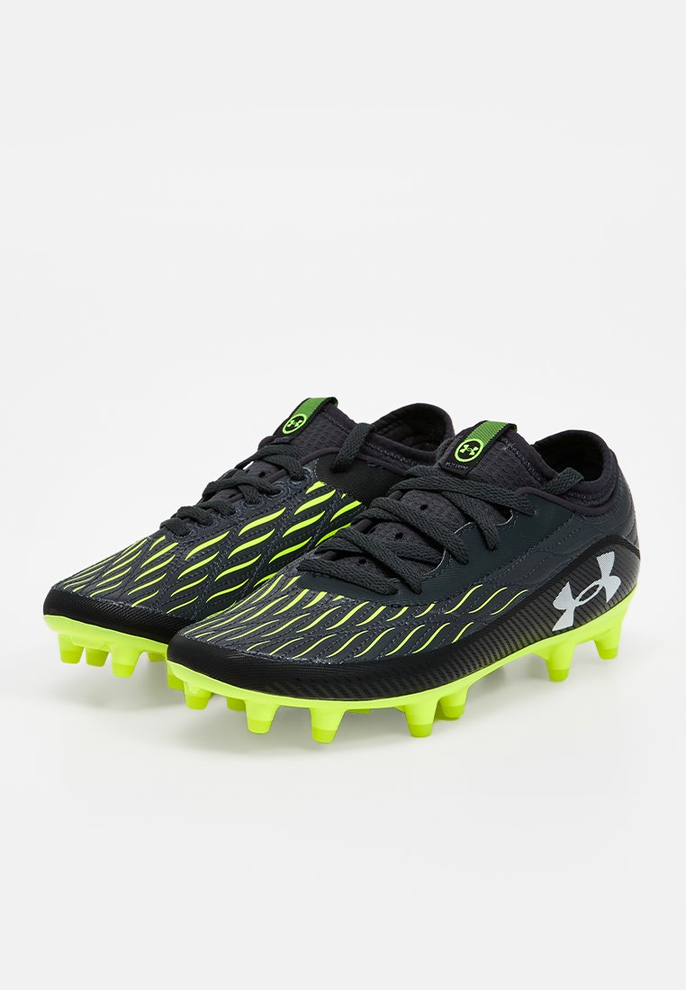 Under Armour MAGNETICO SELECT 4