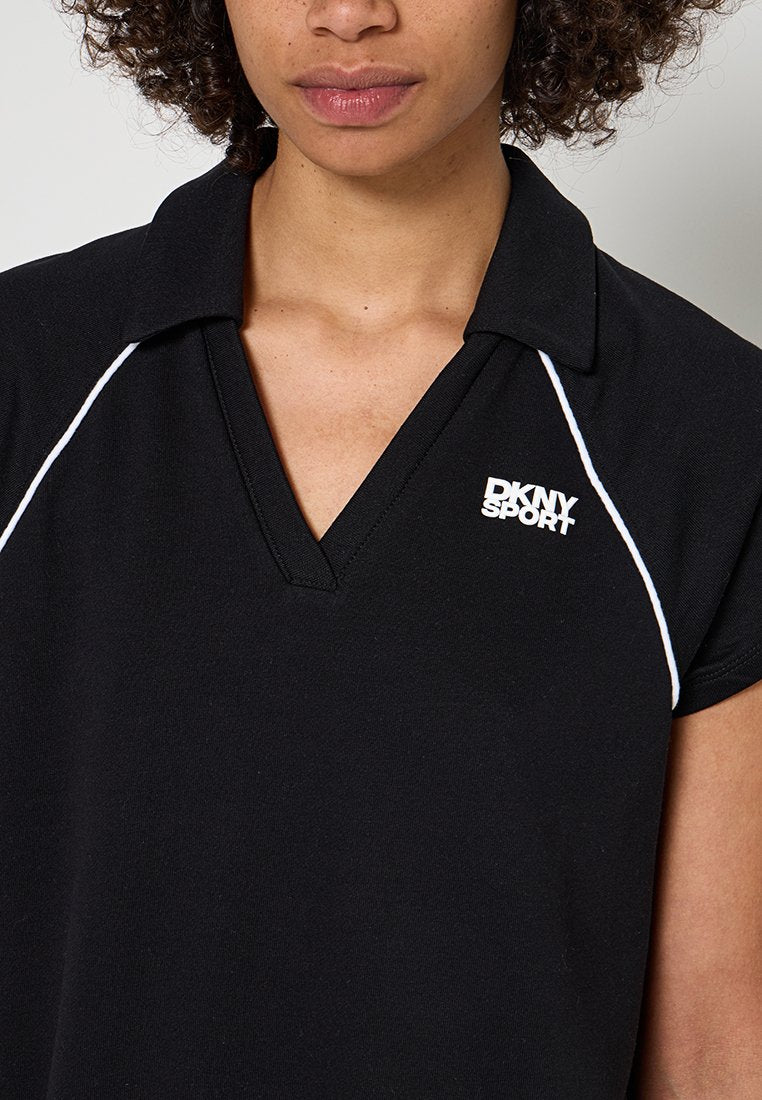 DKNY Sport