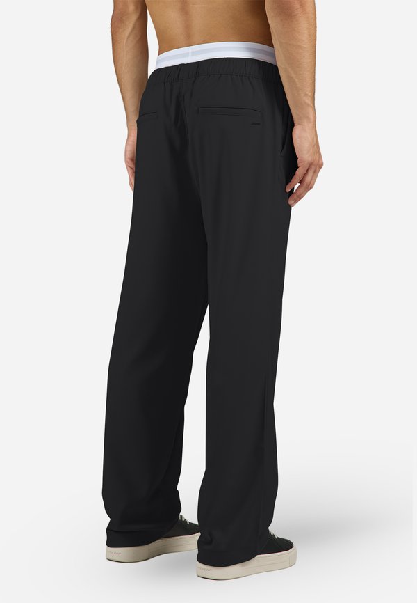 Pegador TARO WIDE SMART PANTS