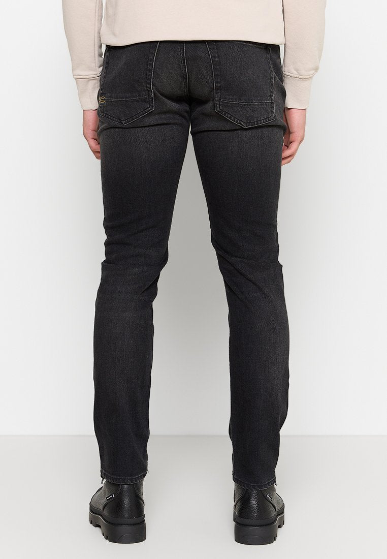Denham RAZOR