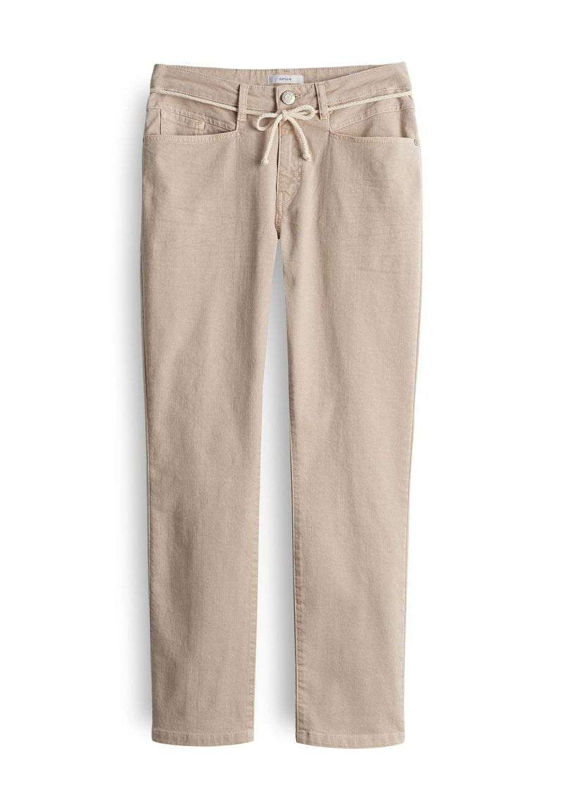 MID RISE ANKLE BOYFRIEND FIT Media 1