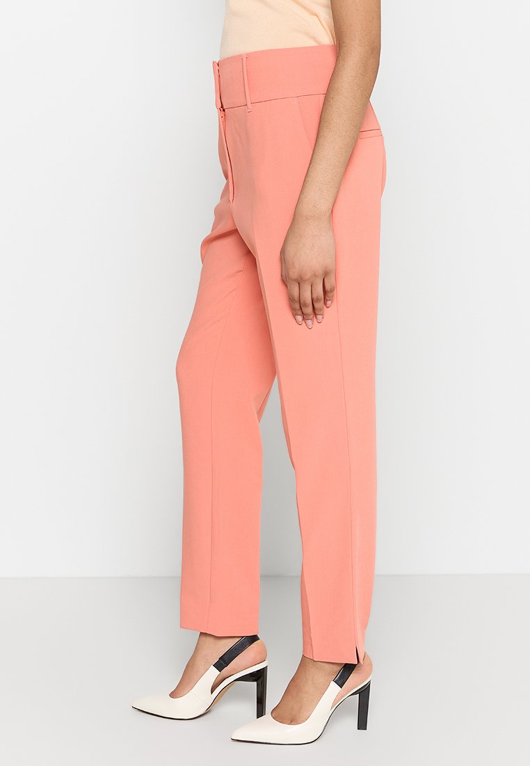 MARCIANO BY GUESS SHELLY REGULAR FIT