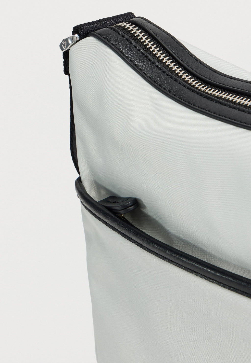 Mandarina Duck HUNTER