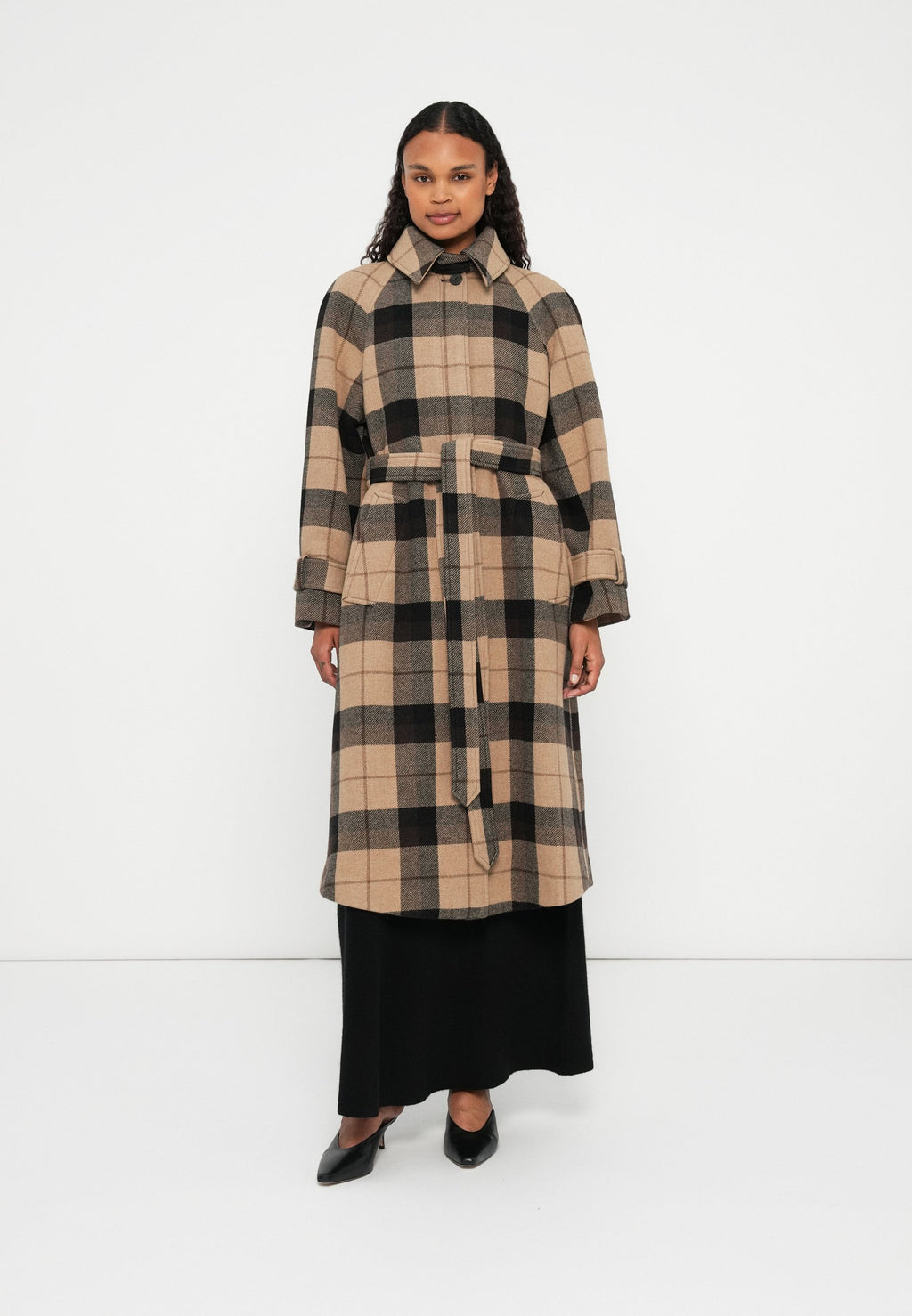 CHECK BELTED COAT Media 3