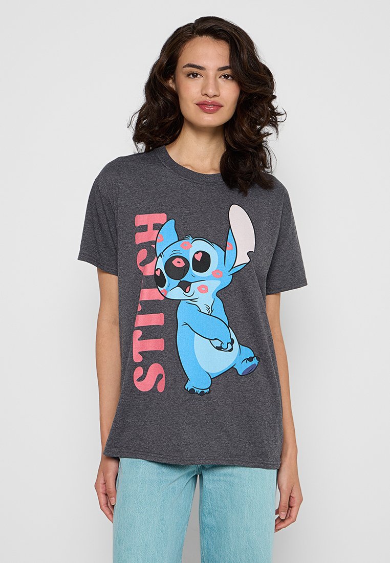Disney LILO & STITCH COVERED IN KISSES