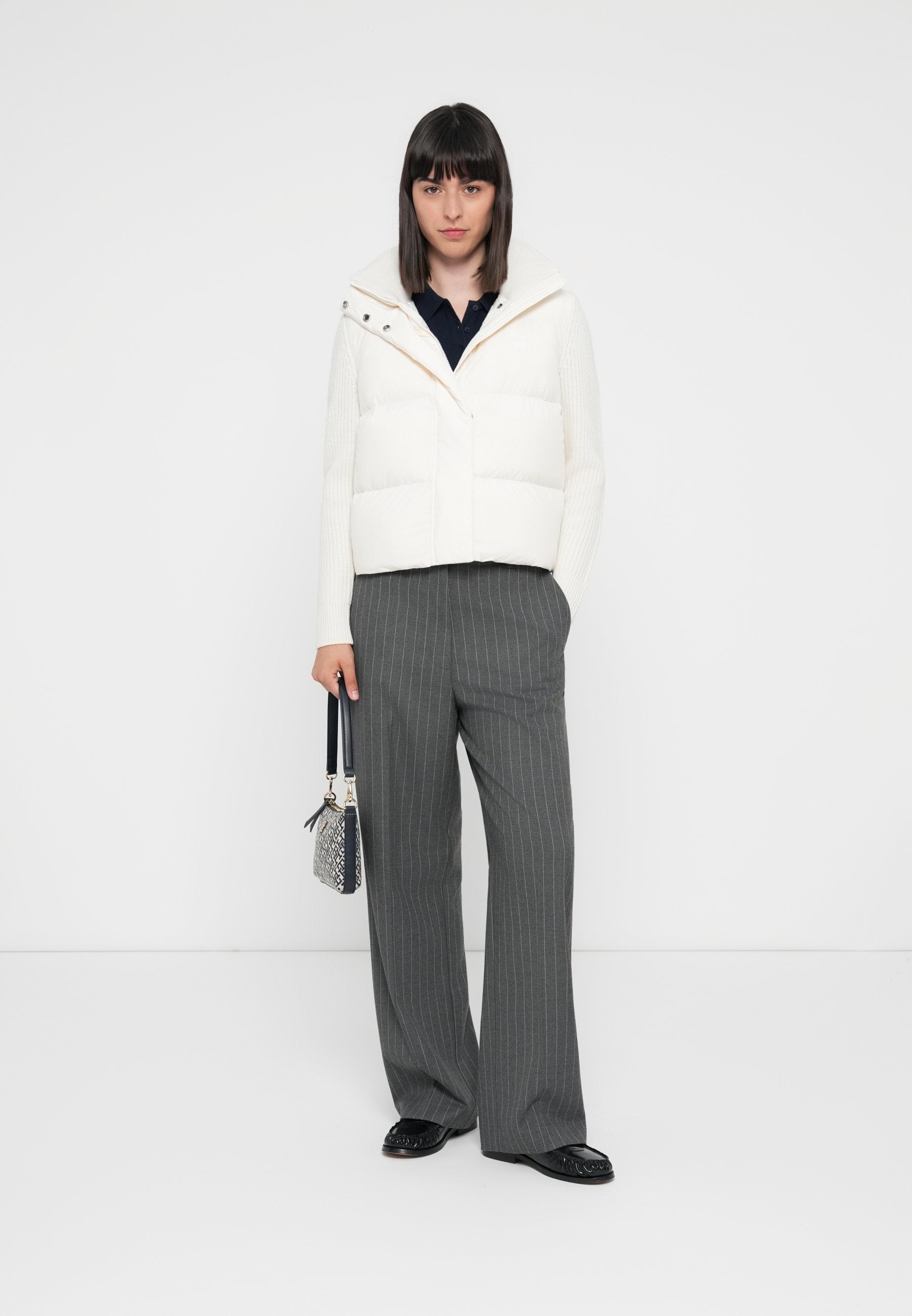 MODERN JACKET Media 2