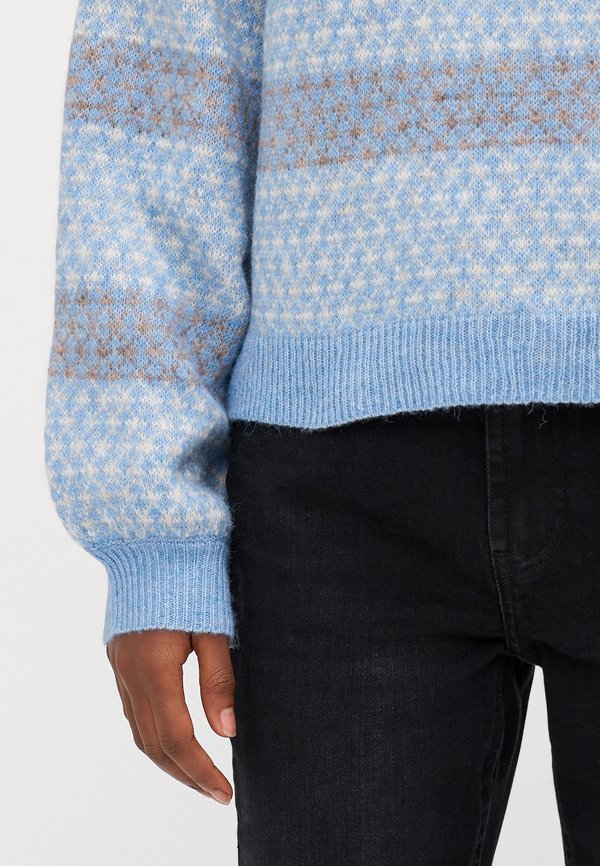 Vero Moda Petite VMTRIXIE HIGHNECK