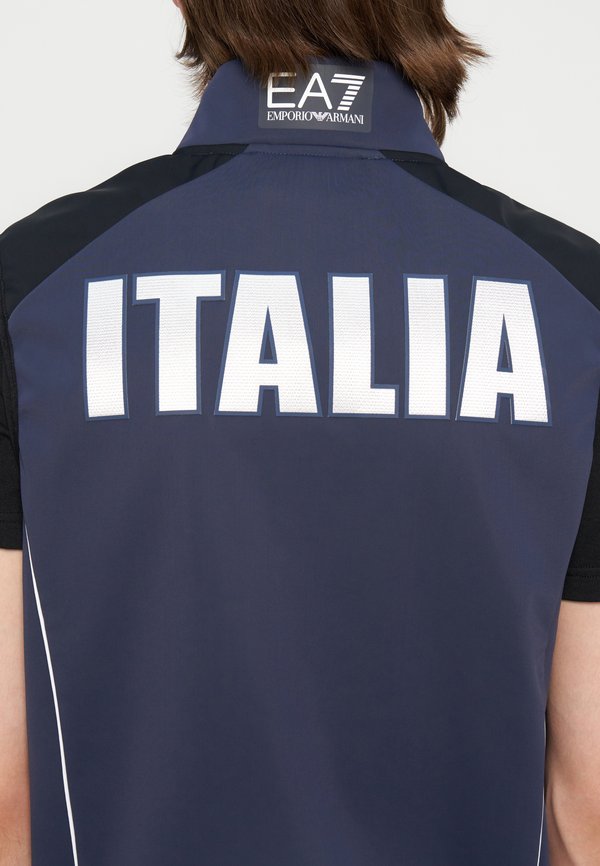 EA7 Emporio Armani