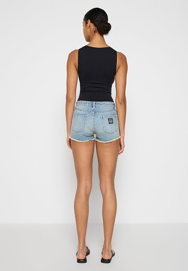 Armani Exchange