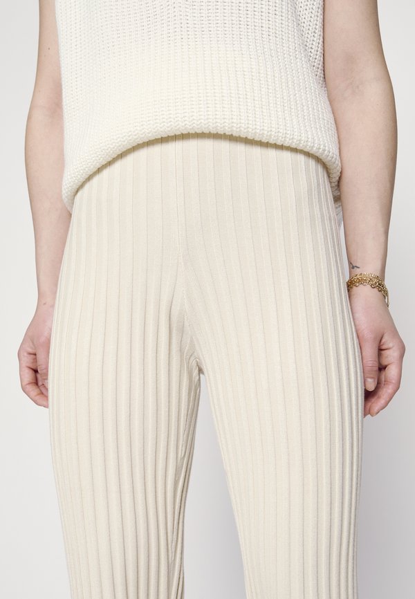 Gina Tricot Petite FLEUR TROUSERS