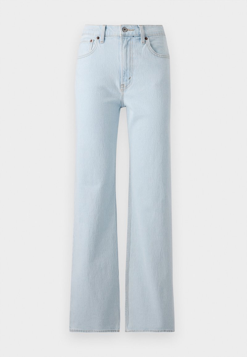 Hellblaue Denim-Jeans mit geradem Bein, hoher Taille, subtiler Textur und kontrastierenden Nähten. Verfügt über fünf Taschen und metallische Beschläge.