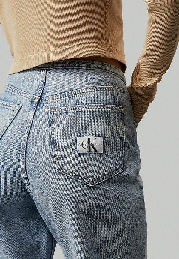 Calvin Klein Jeans AUTHENTIC