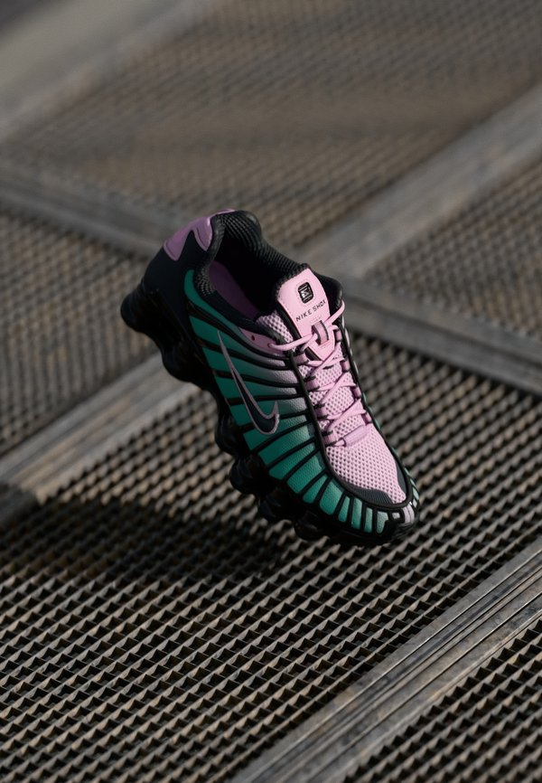 Nike Sportswear SHOX TL FADE - Trainers - light arctic pink/neptune green/off noir