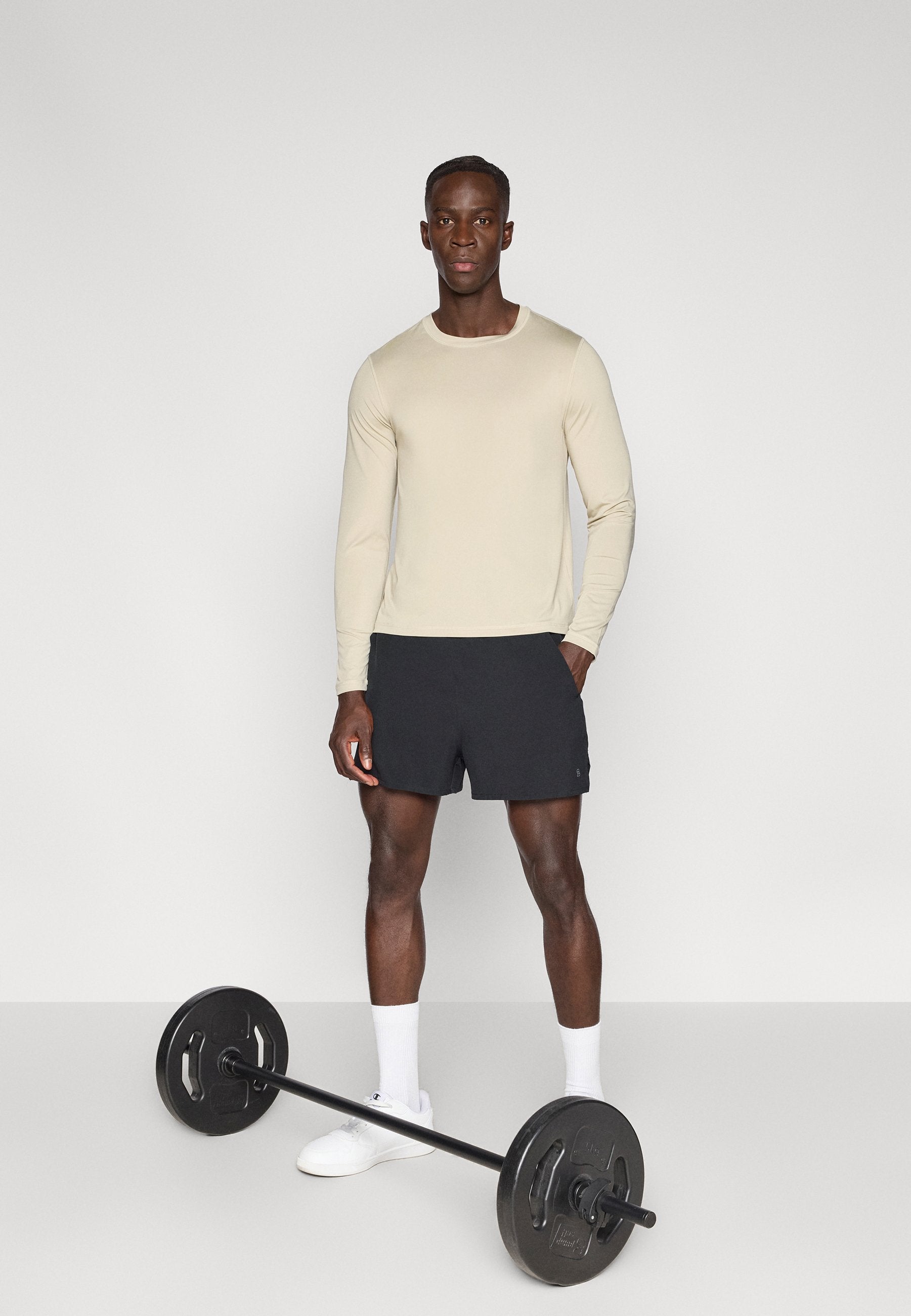Pier One Sport FITTED LONG SLEEVE LIGHT WEIGHT TOP