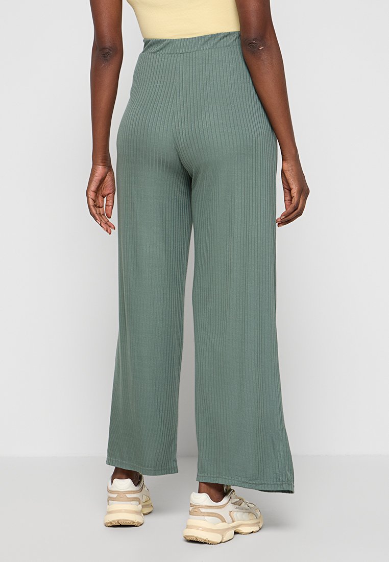 MAMALICIOUS MLTRINNY