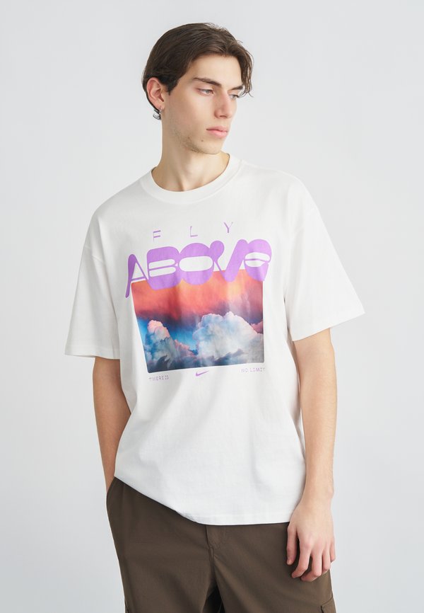 Nike Sportswear TEE FLY ABOVE - Print T-shirt - white