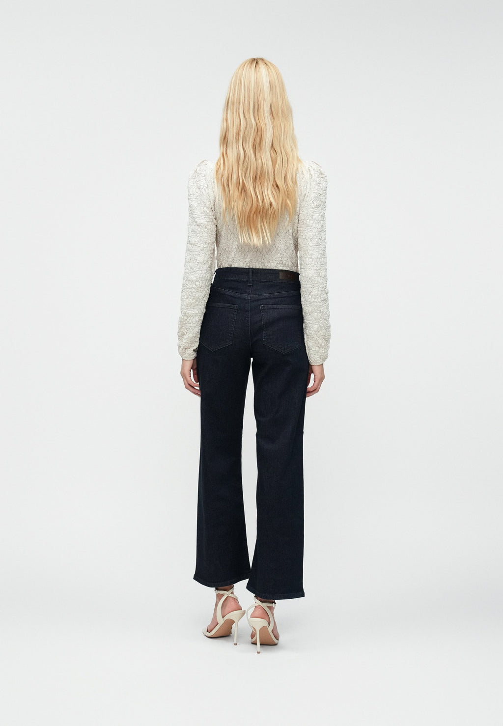 Wide-fit ONLJUICYHIGH High waist Wide Leg Fit Media 4