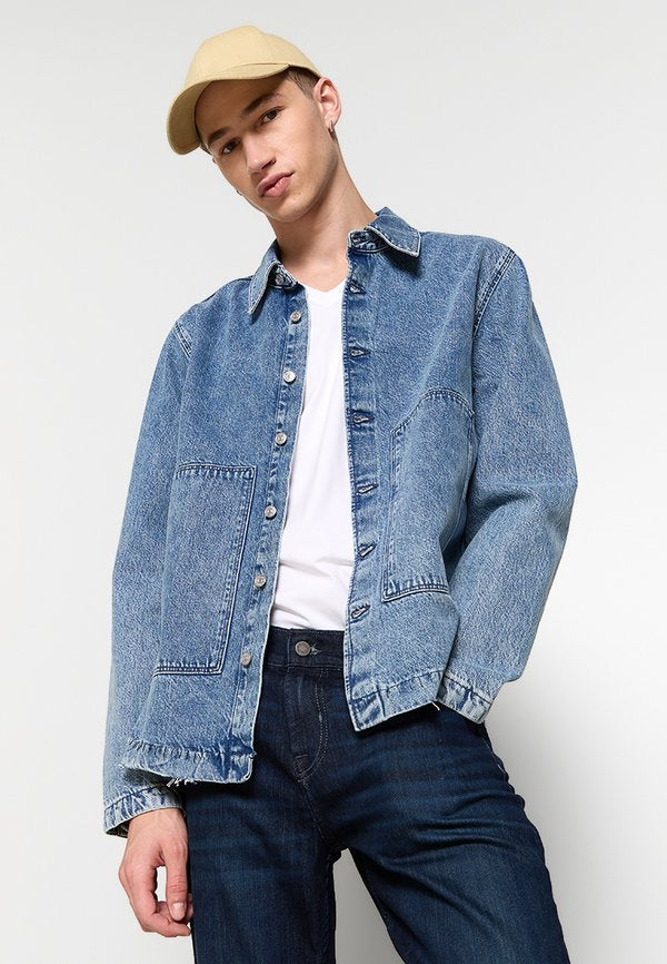 7 for all mankind