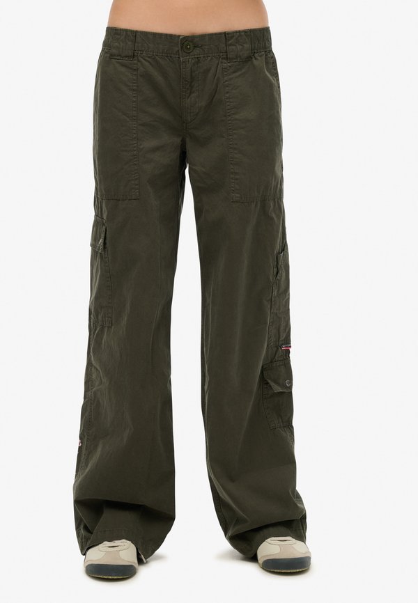 Superdry & Co EMBROIDERED - Cargo trousers - surplus goods olive green