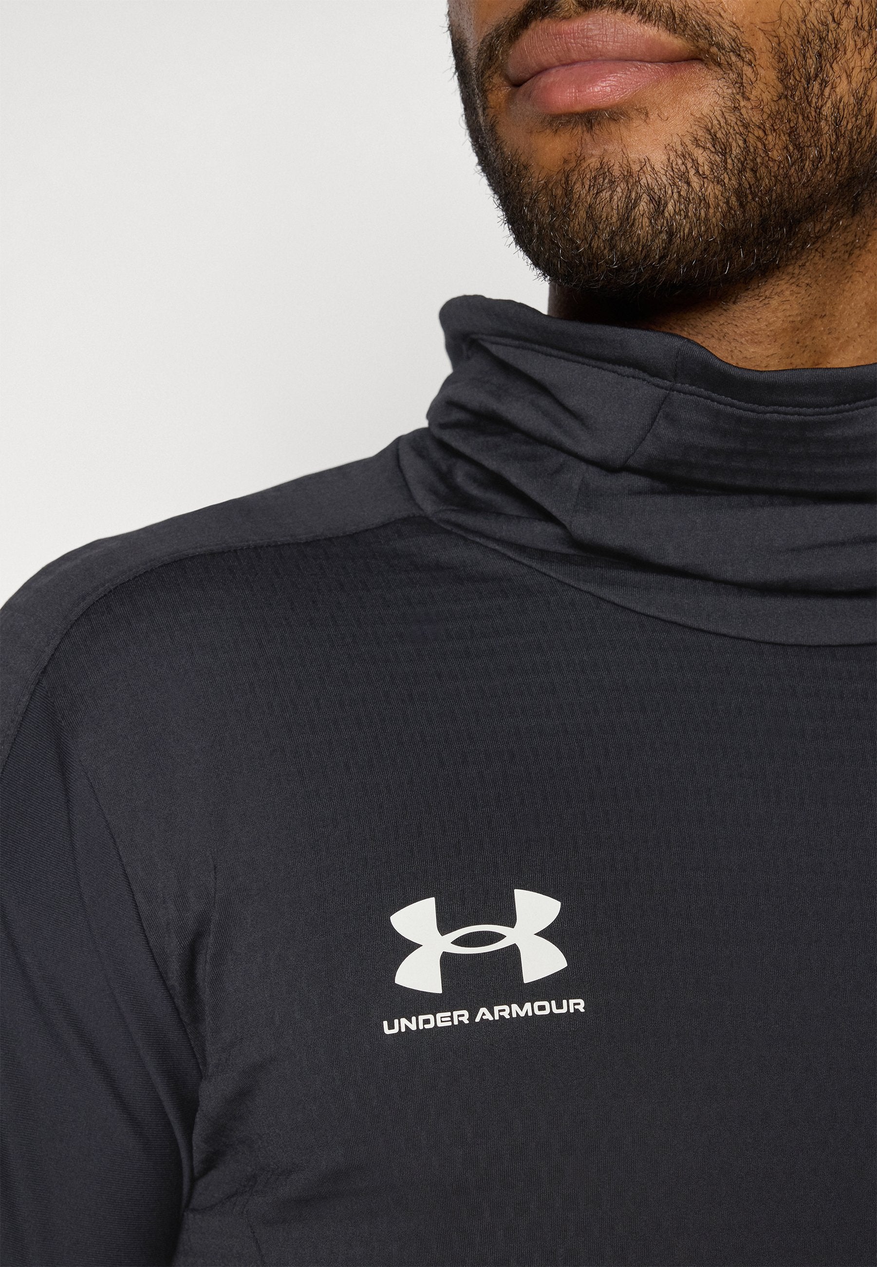 Under Armour CHALLENGER PRO