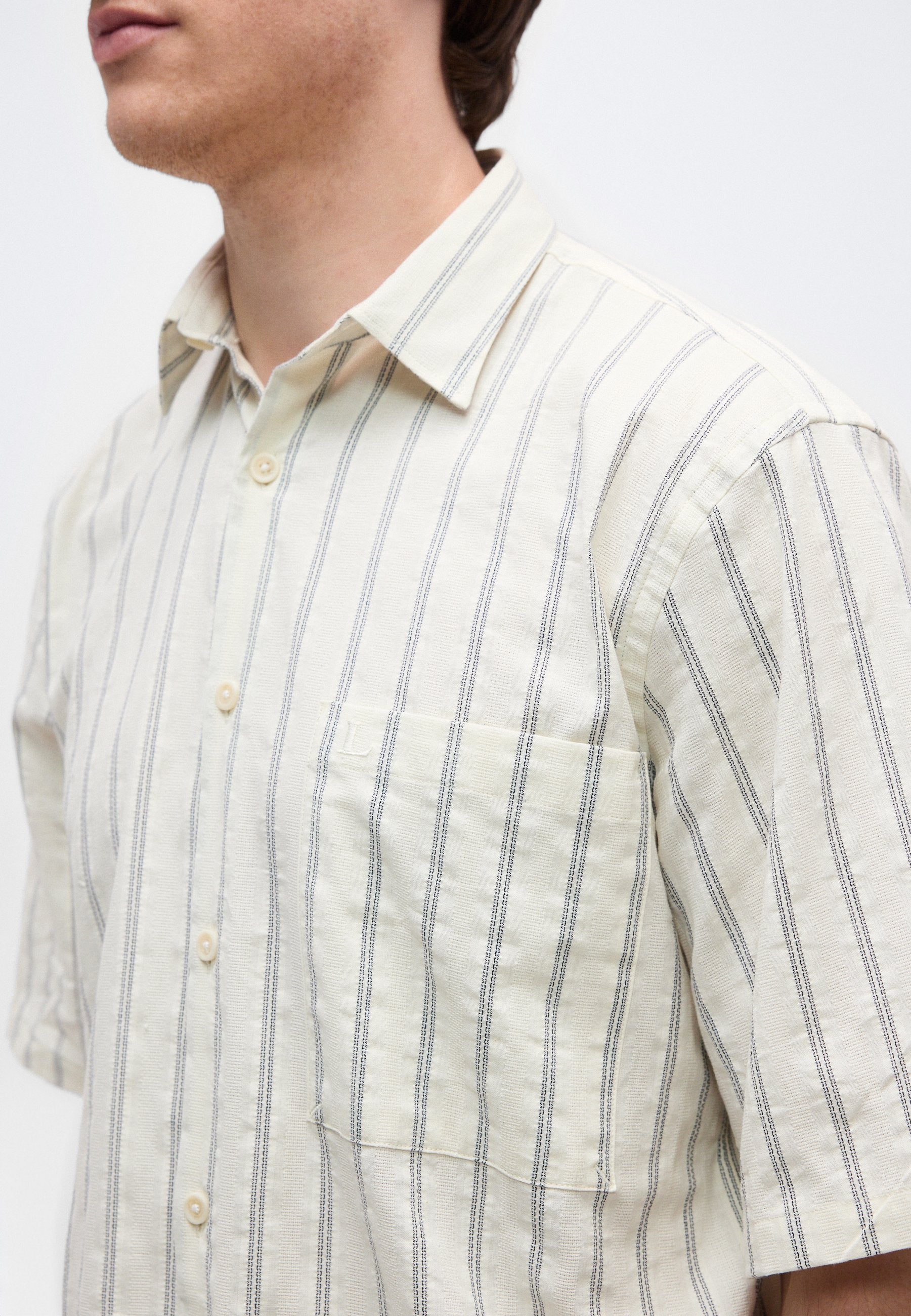 STRIPED CROPPED S/S Media 8