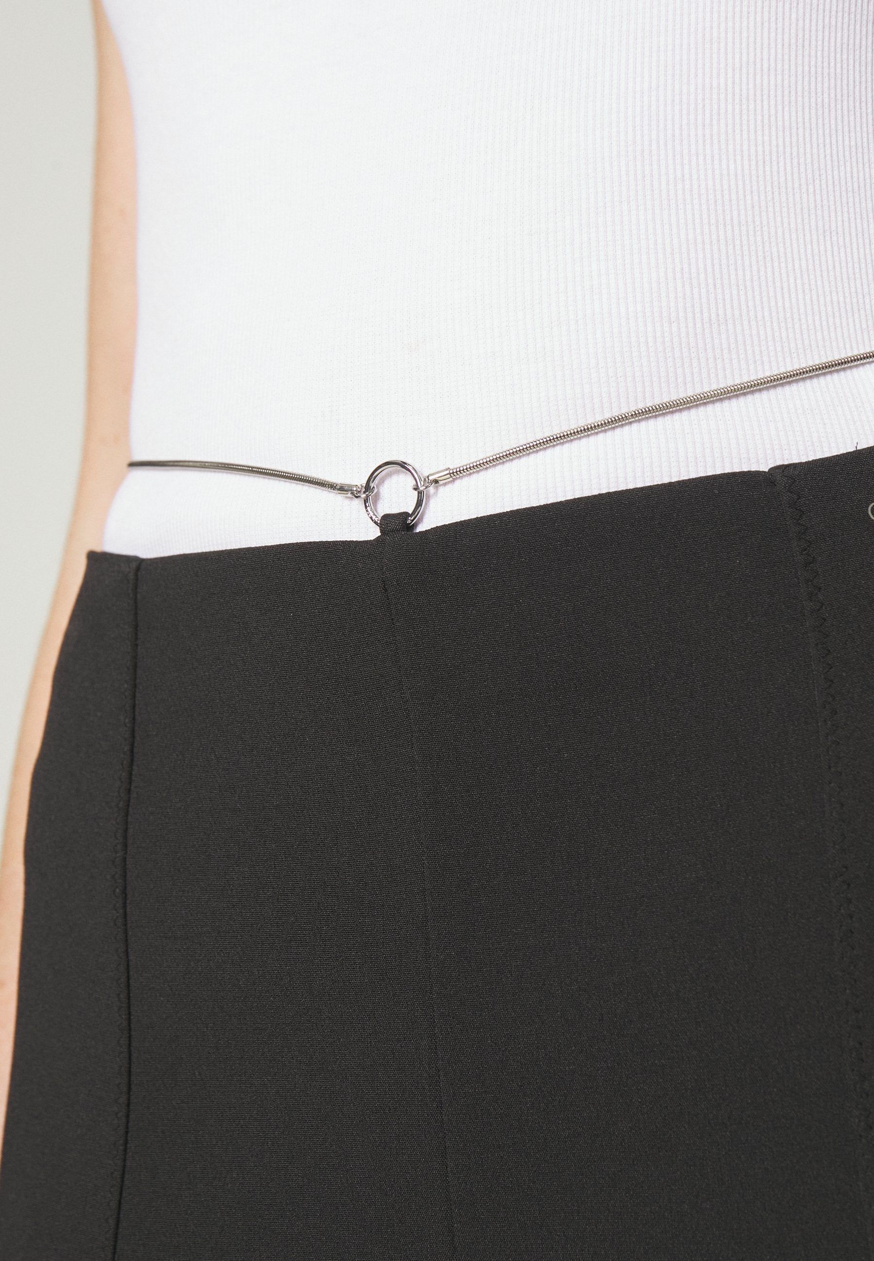 Calvin Klein Jeans WAIST CHAIN SLIM STRAIGHT PANT