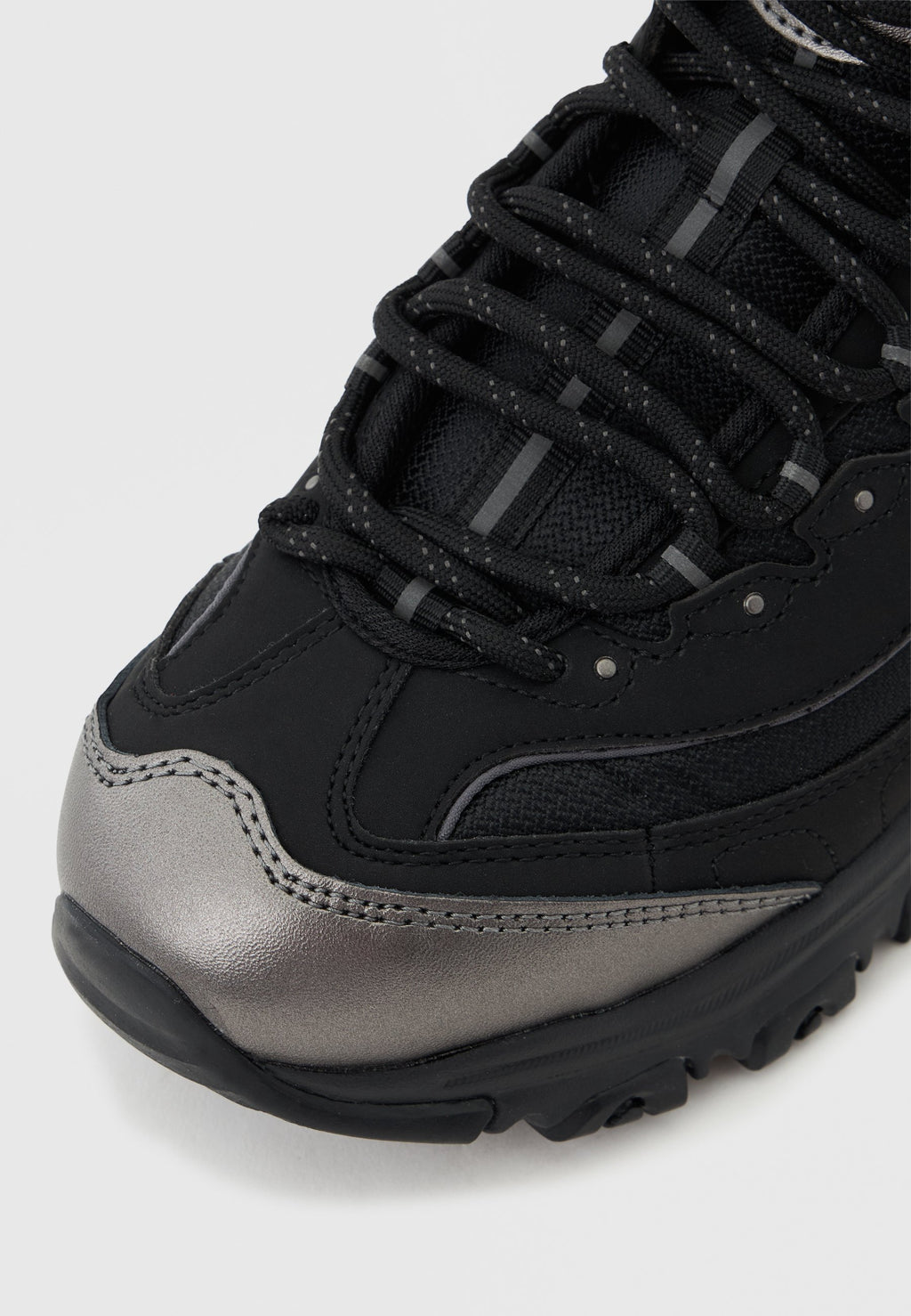 Skechers