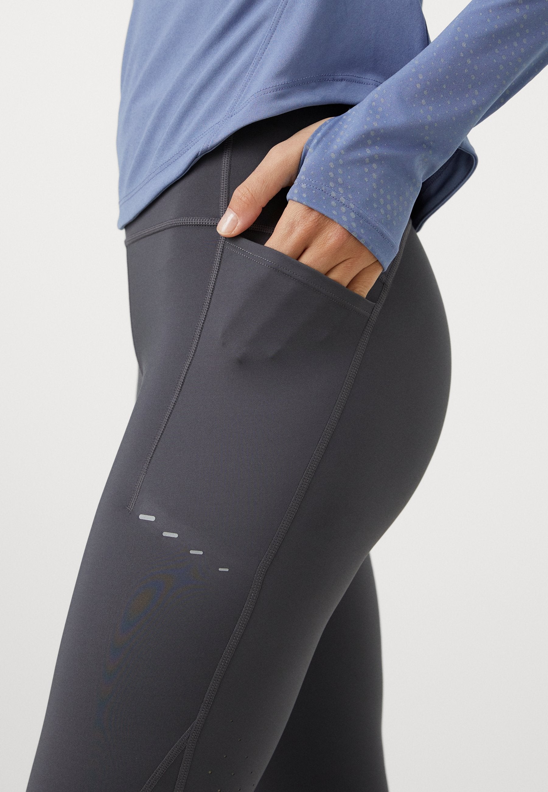 Nike Performance SWIFT