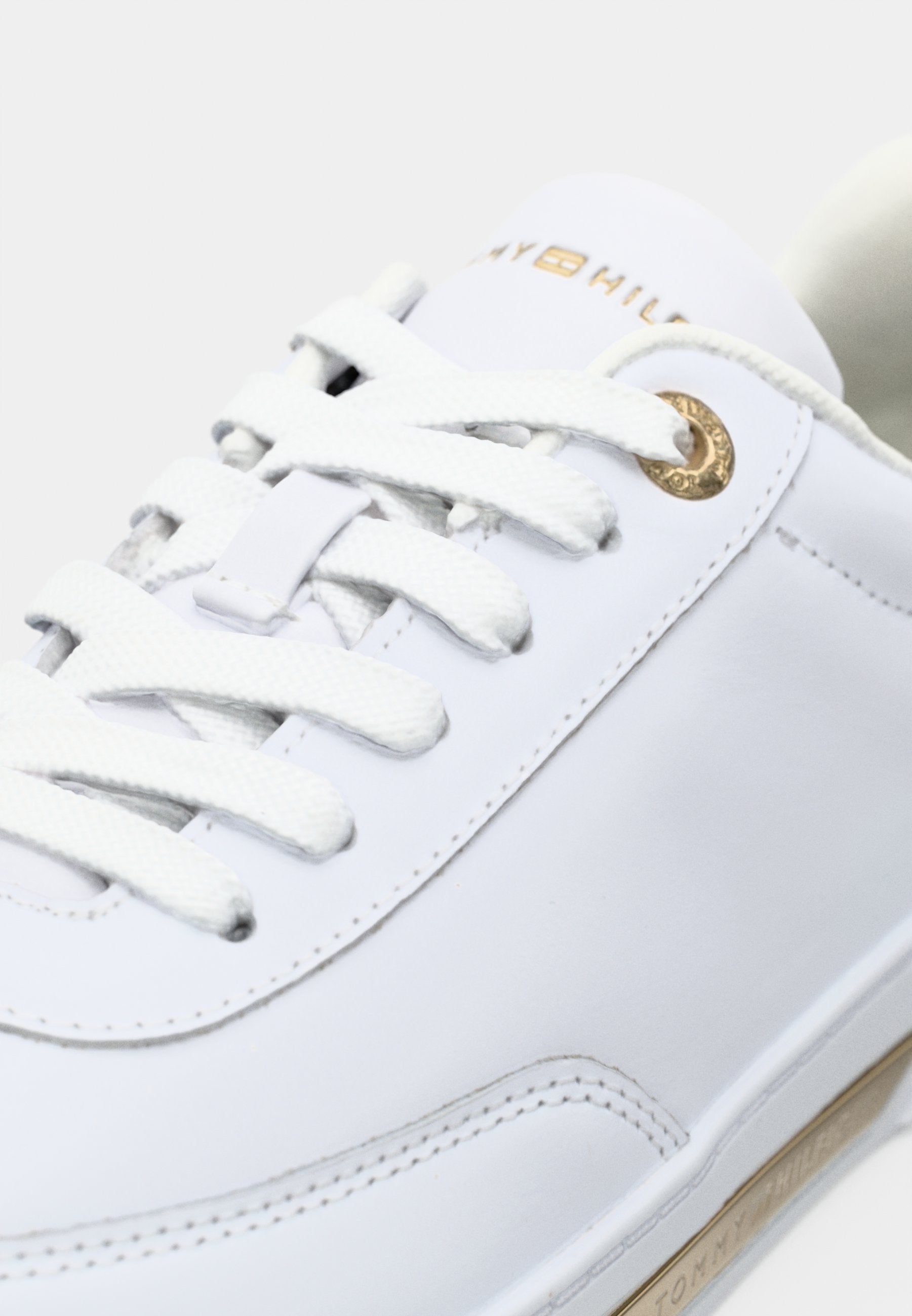 ESSENTIAL CHIC COURT Media 7