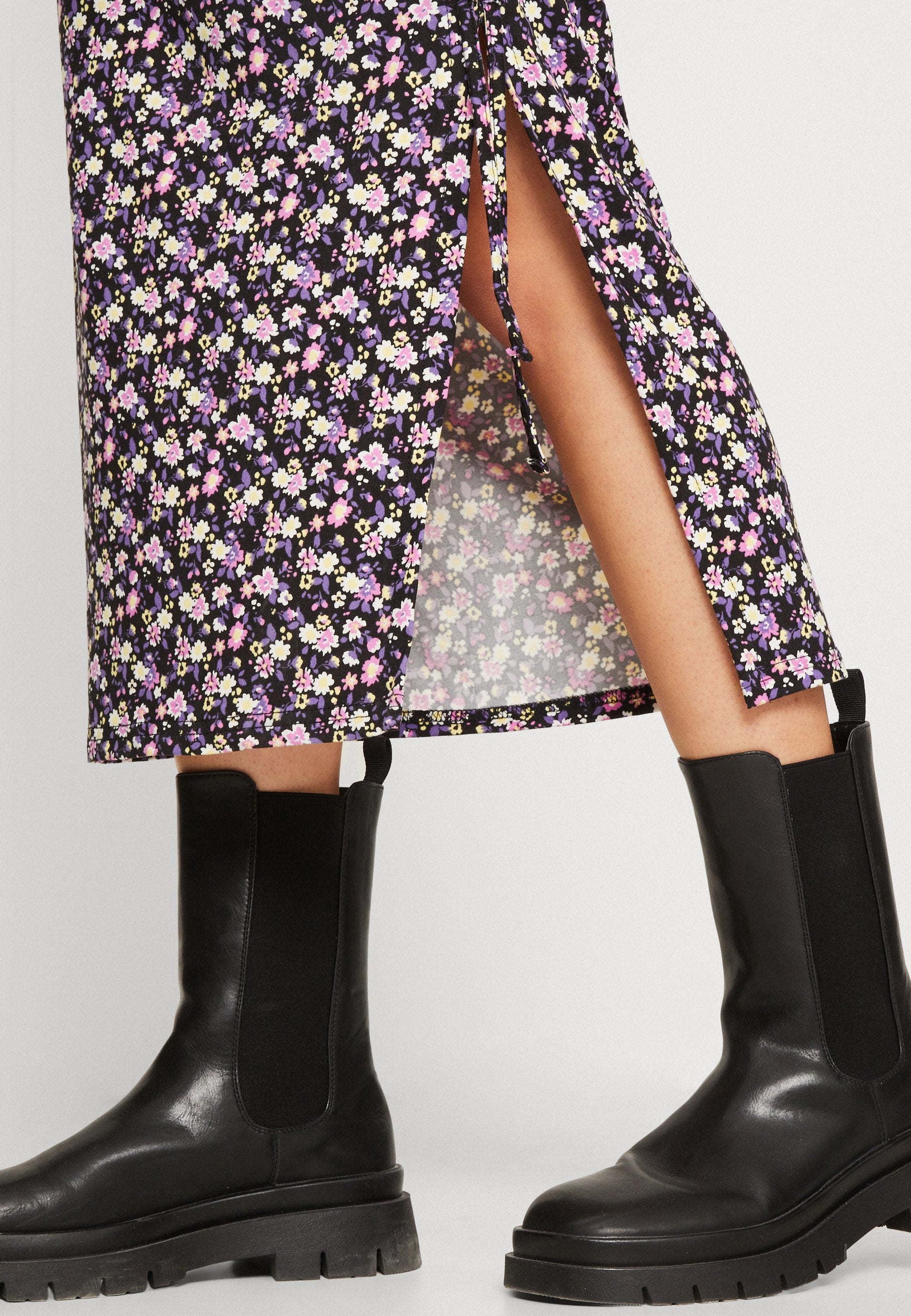 Pieces PCNALA HIGH NECK DRESS