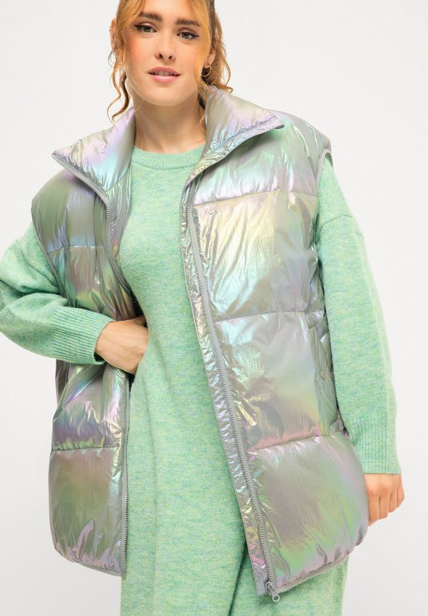 Studio Untold HOLOGRAPHIC