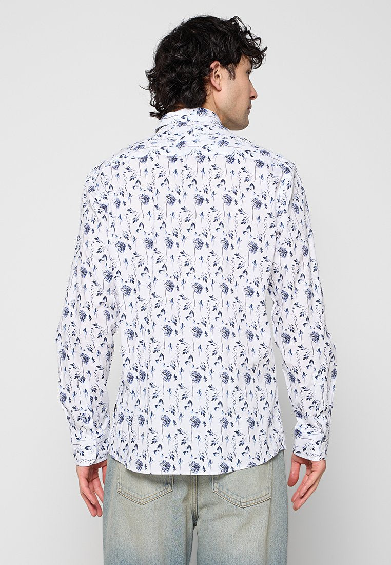 REGULAR FIT Media 2