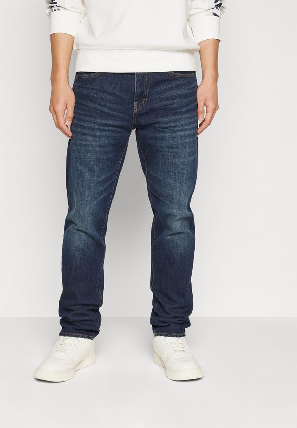 Armani Exchange