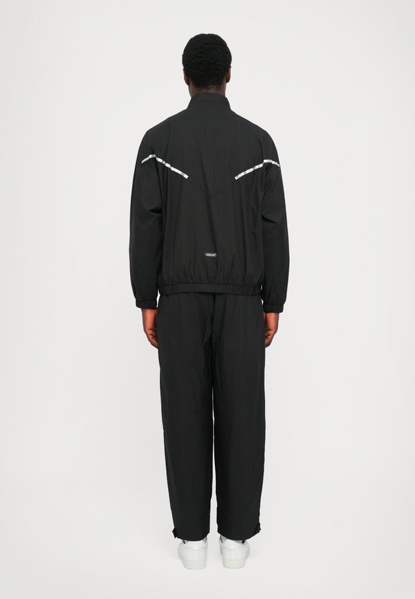 EA7 Emporio Armani VENTUS UNISEX SET