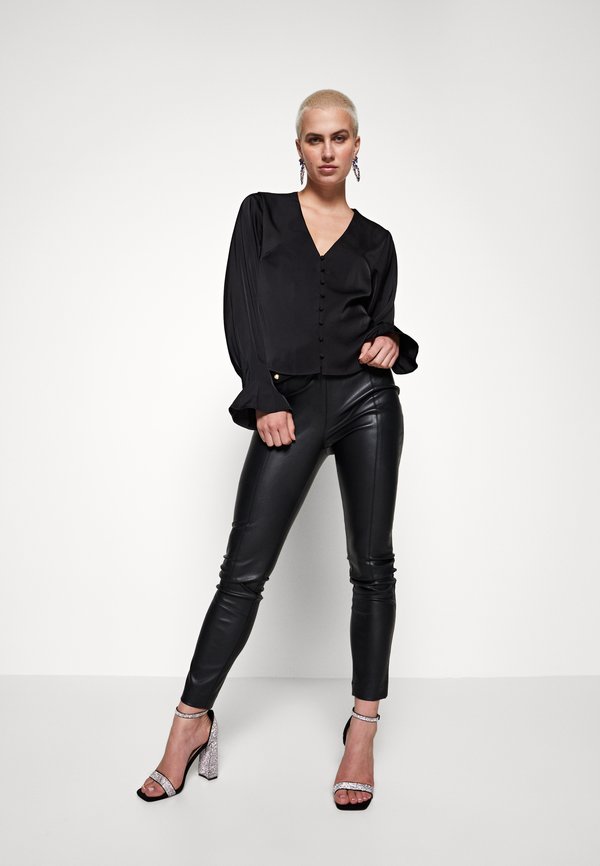 Nly by Nelly FANCY BUTTON BLOUSE