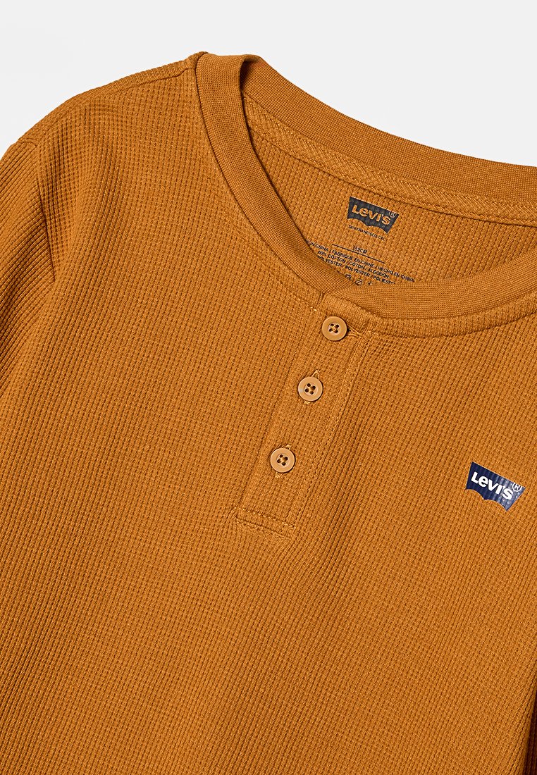 Levi's®