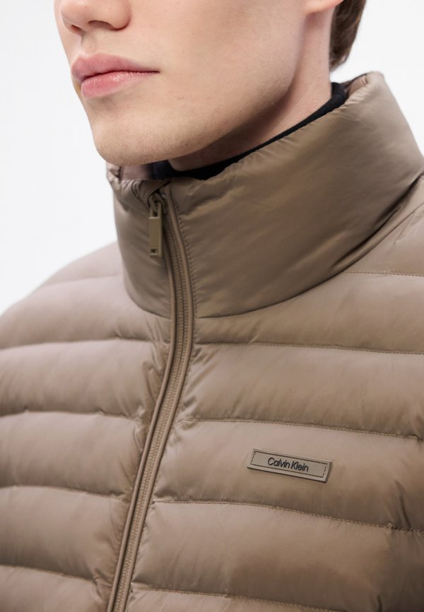 Calvin Klein CHANNELED PUFFER